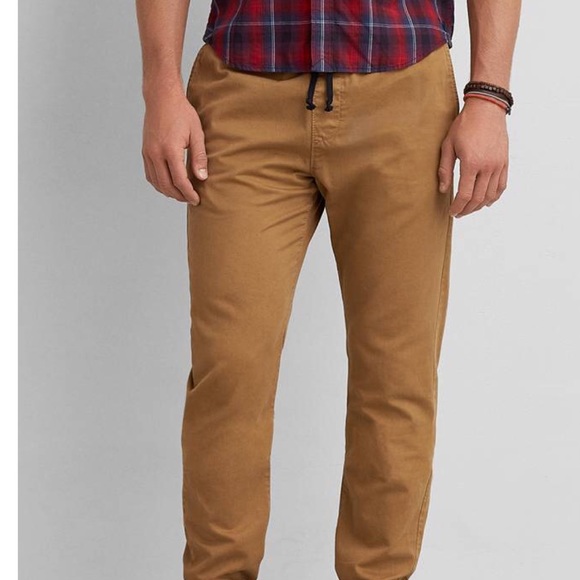 american eagle mens khaki joggers